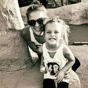 Meet your Posher, Shea